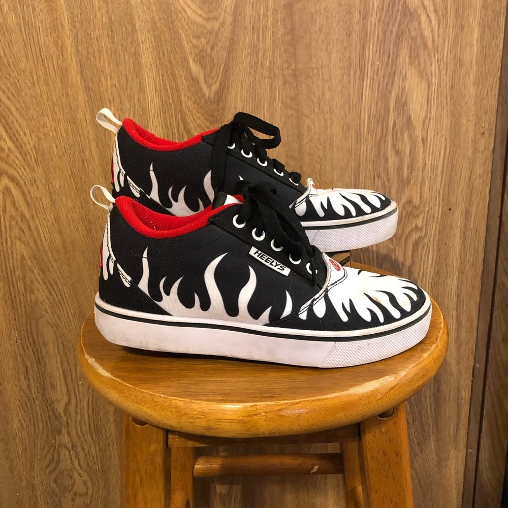 Heelys Kids Black and White Flame Sneakers